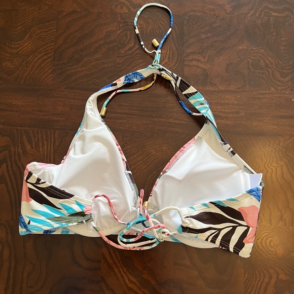 🌺 COCO REEF OPTIMA Halter Bikini Top – Paradise Floral | Size 36/38C - Picture 4 of 9